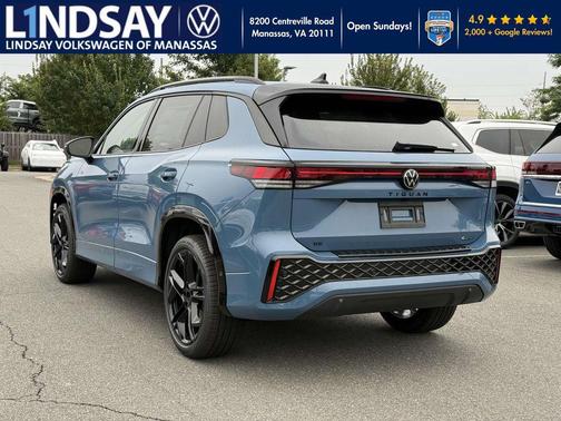 2025 Volkswagen Tiguan 2.0T SE R-Line Black 4MOTION