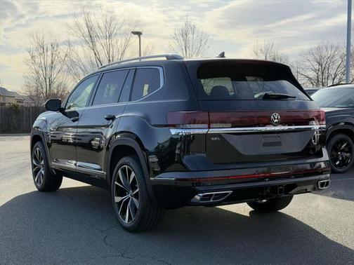 2025 Volkswagen Atlas 2.0T SEL Premium R-Line 4MOTION