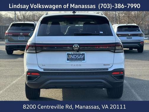 2025 Volkswagen Taos 1.5T SE Black