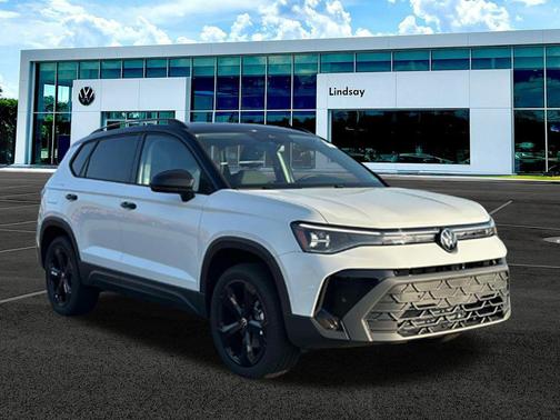 2025 Volkswagen Taos 1.5T SE Black