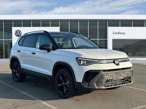 2025 Volkswagen Taos 1.5T SE Black