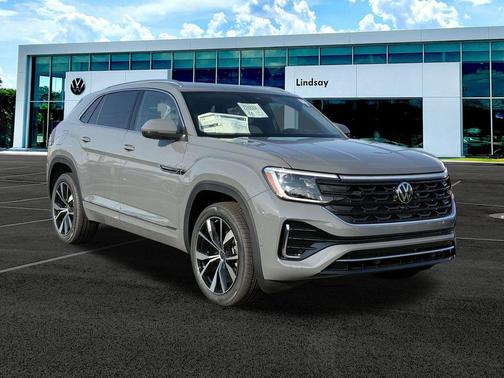 2025 Volkswagen Atlas Cross Sport 2.0T SEL Premium