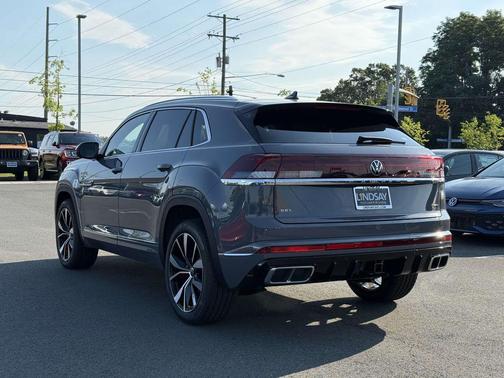 2025 Volkswagen Atlas Cross Sport 2.0T SEL Premium