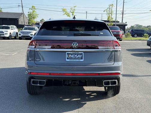 2025 Volkswagen Atlas Cross Sport 2.0T SEL Premium