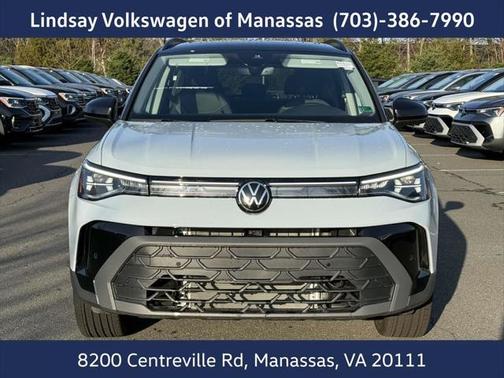 2025 Volkswagen Taos 1.5T SE Black