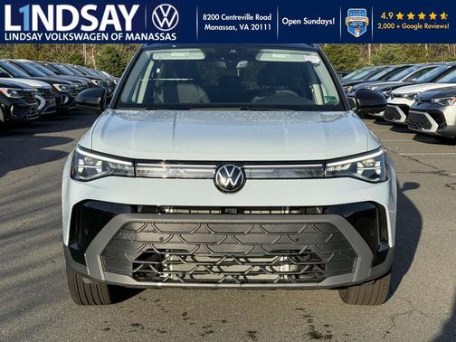 2025 Volkswagen Taos 1.5T SE Black
