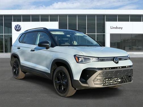 2025 Volkswagen Taos 1.5T SE Black