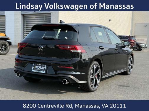 2025 Volkswagen Golf GTI 2.0T SE DSG