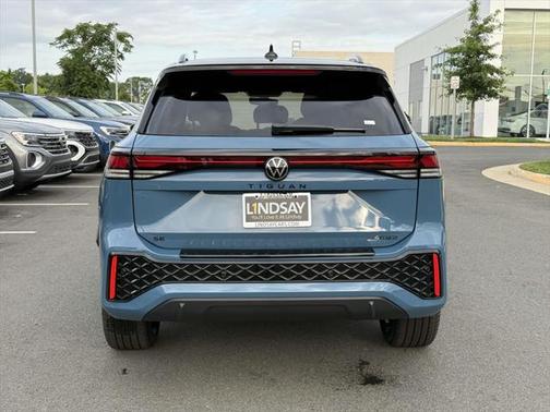2025 Volkswagen Tiguan 2.0T SE R-Line Black 4MOTION