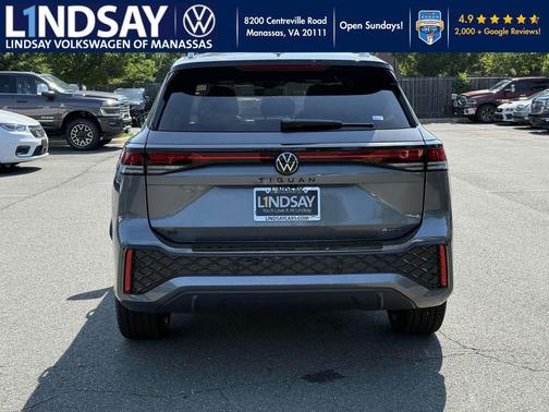 2025 Volkswagen Tiguan 2.0T SE R-Line Black 4MOTION