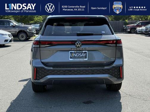 2025 Volkswagen Tiguan 2.0T SE R-Line Black 4MOTION