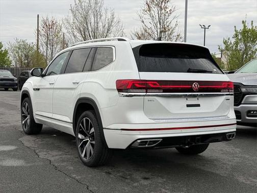 2025 Volkswagen Atlas 2.0T SEL Premium R-Line 4MOTION