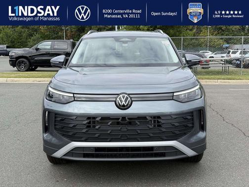 2025 Volkswagen Tiguan 2.0T SE 4MOTION