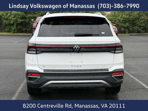 2025 Volkswagen Taos 1.5T SE