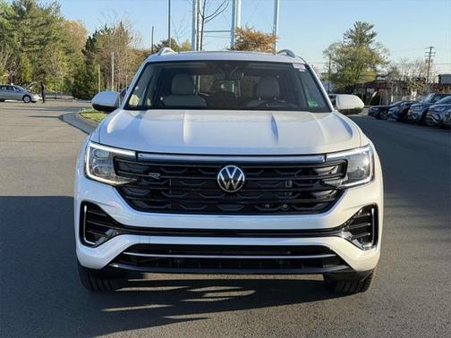 2025 Volkswagen Atlas 2.0T SEL Premium R-Line 4MOTION