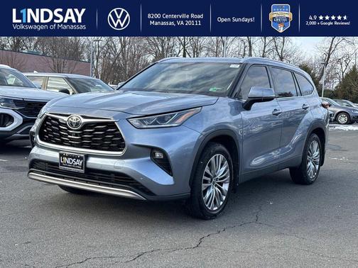 2022 Toyota Highlander Platinum