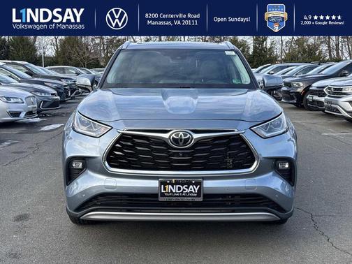 2022 Toyota Highlander Platinum