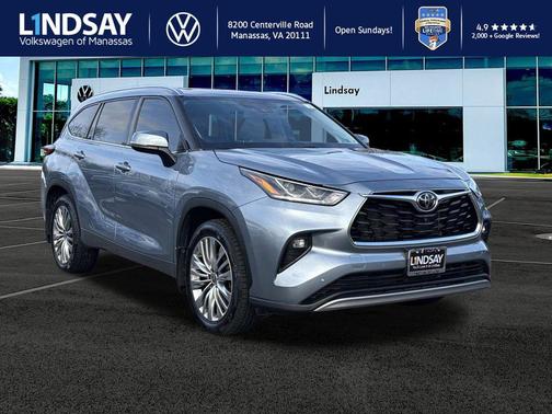 2022 Toyota Highlander Platinum