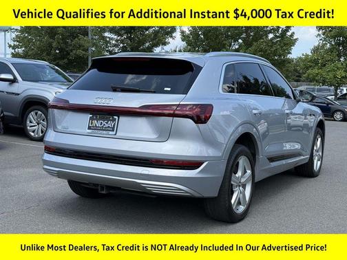 2019 Audi e-tron Premium Plus