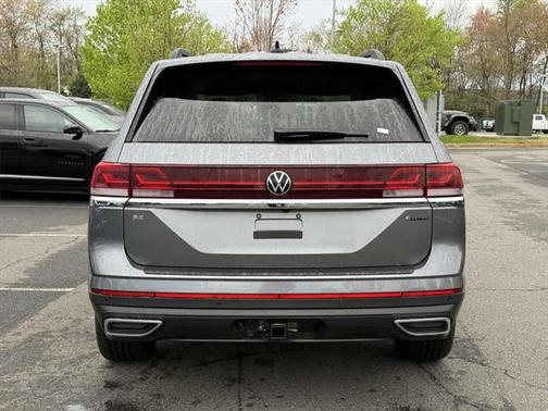 2025 Volkswagen Atlas 2.0T SE w/Technology 4MOTION
