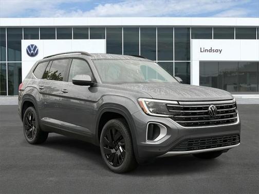 2025 Volkswagen Atlas 2.0T SE w/Technology 4MOTION
