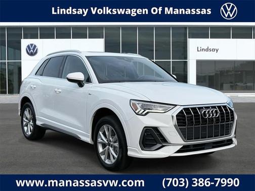 2024 Audi Q3 45 S line Premium Plus