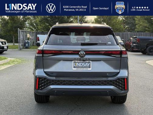 2025 Volkswagen Tiguan 2.0T SE R-Line Black 4MOTION