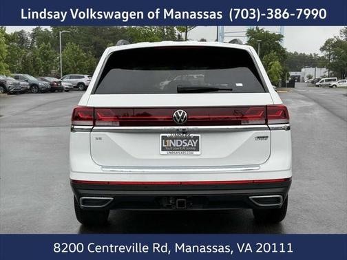 2024 Volkswagen Atlas 2.0T SE w/Technology 4MOTION