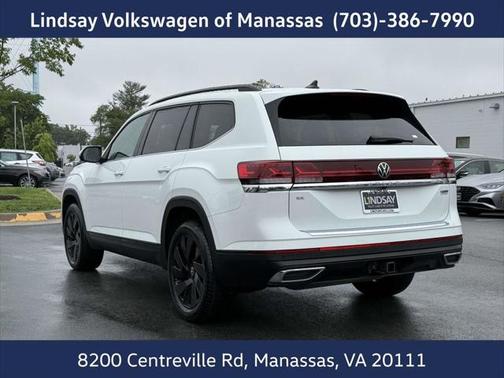 2024 Volkswagen Atlas 2.0T SE w/Technology 4MOTION