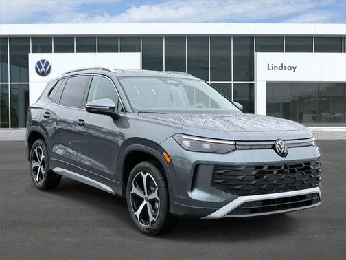 2025 Volkswagen Tiguan 2.0T SE 4MOTION