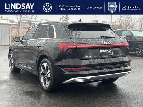 2022 Audi e-tron Premium