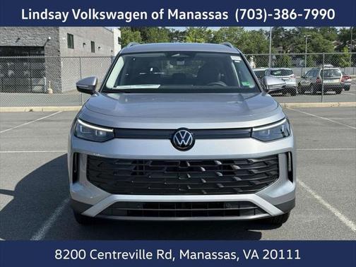 2025 Volkswagen Tiguan 2.0T SE