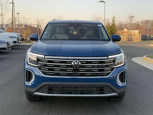2025 Volkswagen Atlas 2.0T SEL