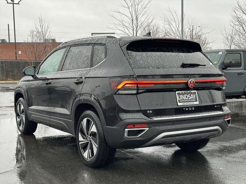 2025 Volkswagen Taos 1.5T SE
