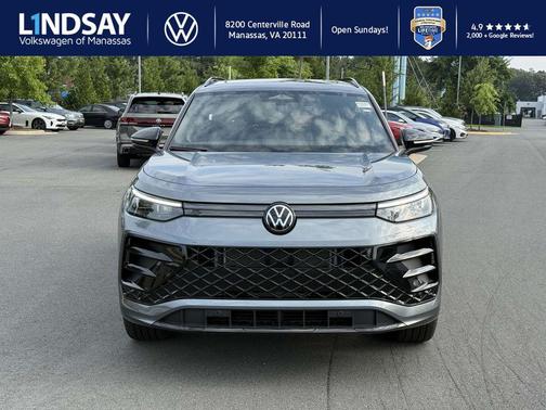 2025 Volkswagen Tiguan 2.0T SE R-Line Black 4MOTION