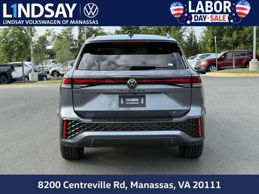2025 Volkswagen Tiguan 2.0T SE R-Line Black 4MOTION