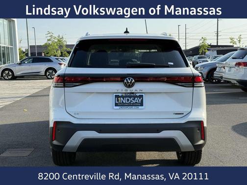 2025 Volkswagen Tiguan 2.0T SE 4MOTION