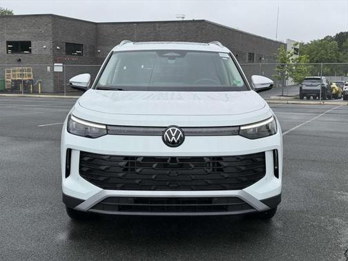 2025 Volkswagen Tiguan 2.0T SE 4MOTION