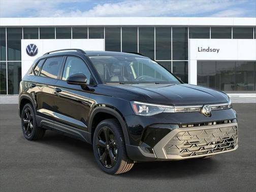 2025 Volkswagen Taos 1.5T SE Black