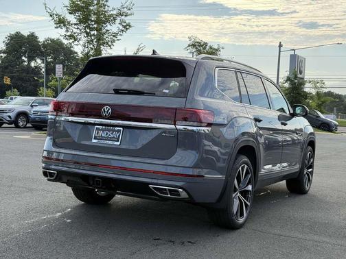 2025 Volkswagen Atlas 2.0T SEL Premium R-Line 4MOTION