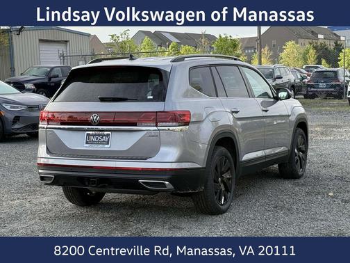 2025 Volkswagen Atlas 2.0T SE w/Technology 4MOTION