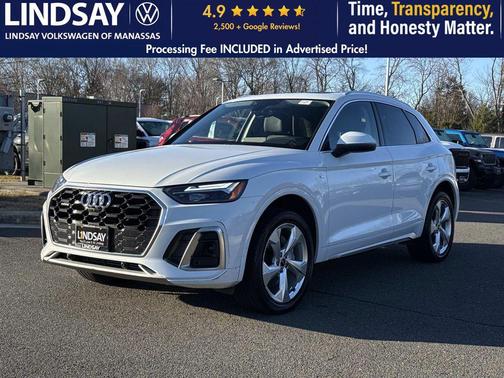 Glacier White Metallic 2023 Audi Q5 45 S line Premium Plus