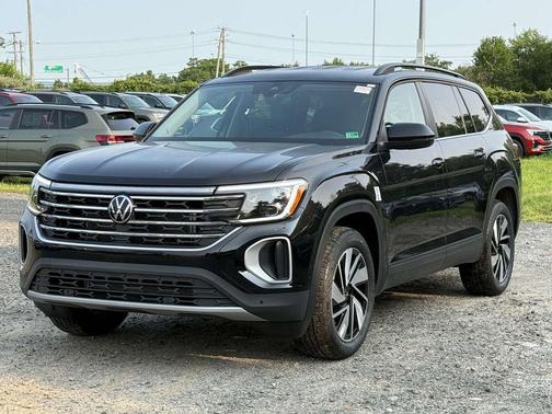 2025 Volkswagen Atlas 2.0T SE w/Technology 4MOTION