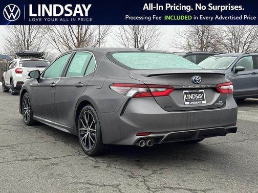 Predawn Gray Mica 2021 Toyota Camry SE