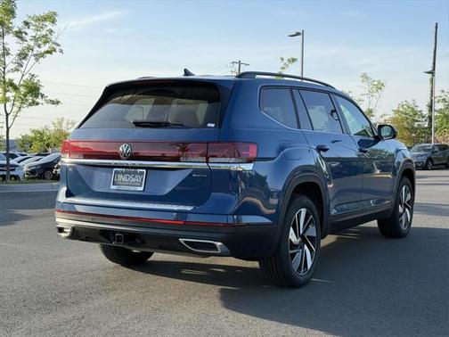 2025 Volkswagen Atlas 2.0T SE w/Technology 4MOTION