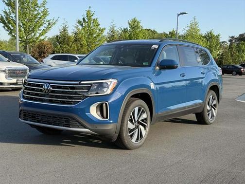 2025 Volkswagen Atlas 2.0T SE w/Technology 4MOTION