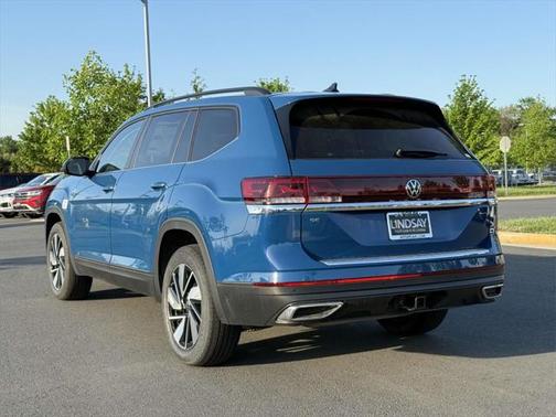 2025 Volkswagen Atlas 2.0T SE w/Technology 4MOTION