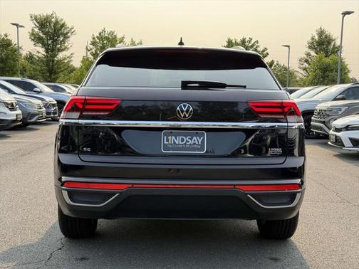 2022 Volkswagen Atlas Cross Sport 2.0T SE