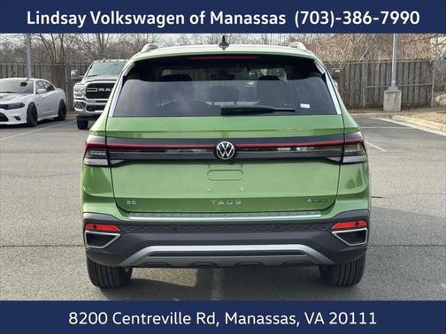 2025 Volkswagen Taos 1.5T SE