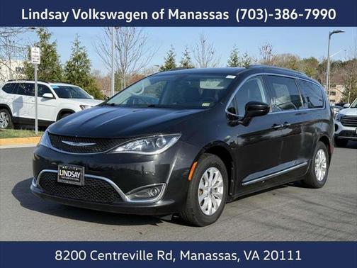 2018 Chrysler Pacifica Touring-L